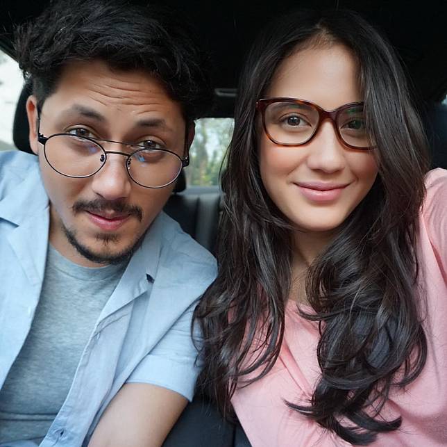 10 Potret Keseruan Pevita & Keenan Pearce, Sibling Goals Banget!