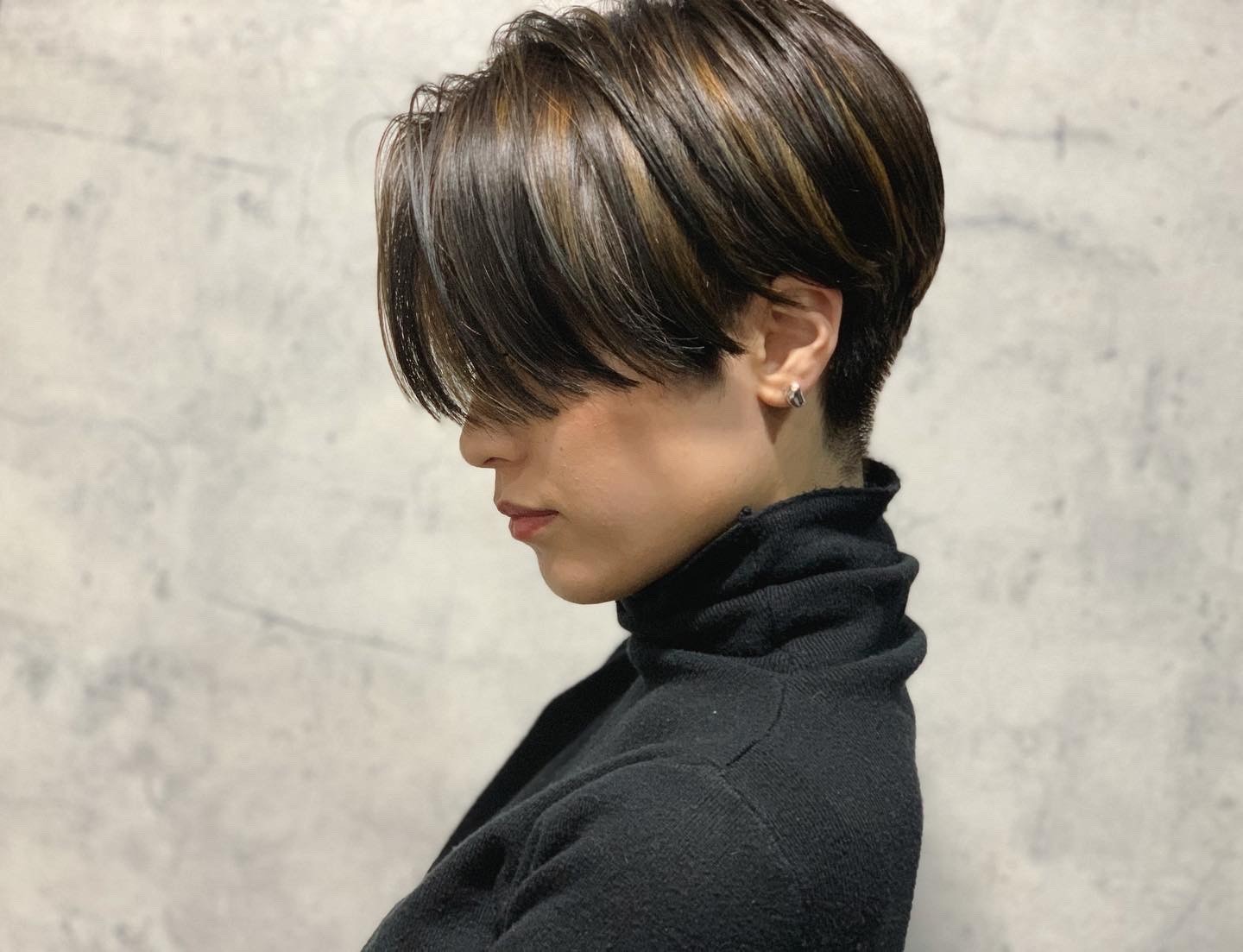 印象を左右 美シルエットヘア 3選