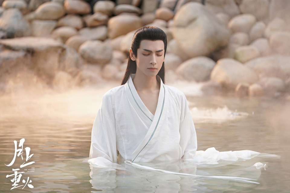 六月陸劇男主10：羅雲熙 飾演《月上重火》上官透