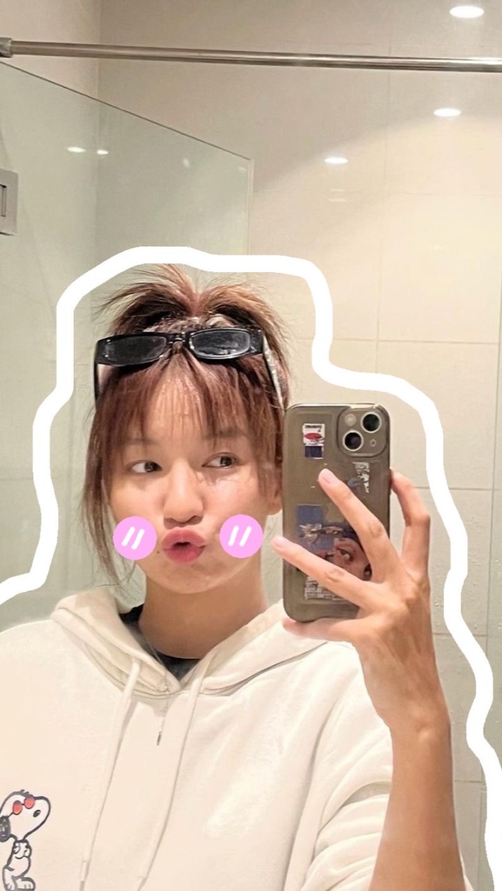 คนรักไฮเอ็น💜💛🩷💚❤️🧡🖤🤎🩵