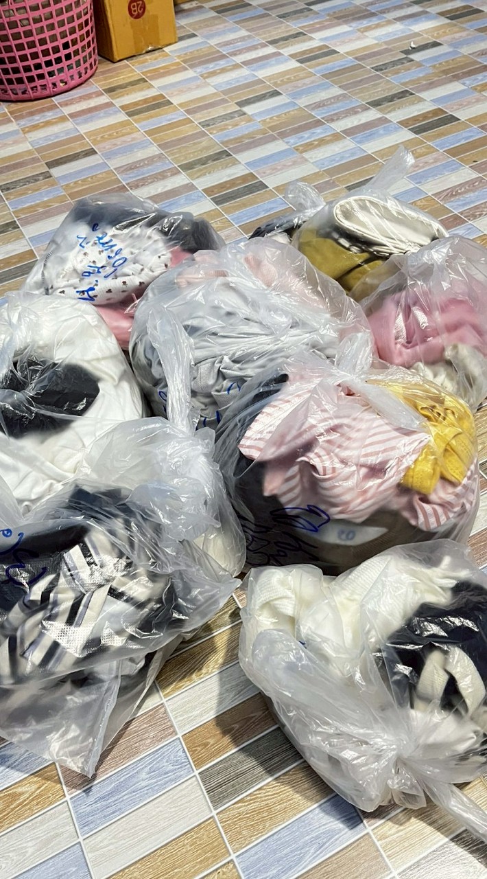 Sirikanya เสื้อผ้า 🌻