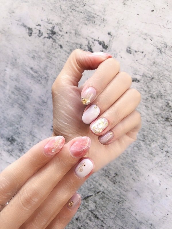 「高雄美甲」六合夜市旁巷內優質日式美甲，光療美甲熱蠟除毛手足保養最佳首選-IRMA NAIL SALON愛兒瑪美甲