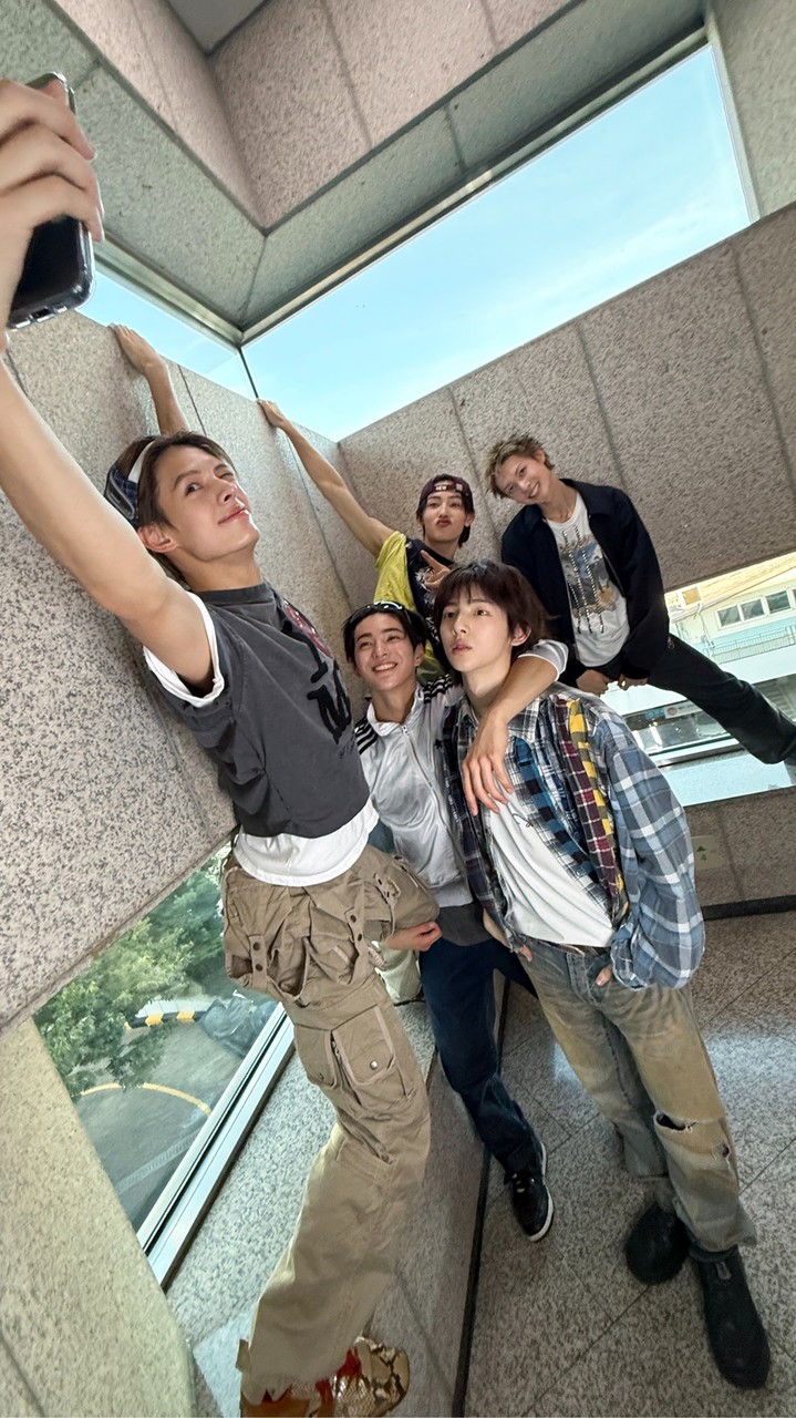 위드유日韓代購🇰🇷Cortis