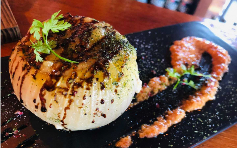 莫斯塔爾洋蔥塔。（圖／余玫鈴攝）