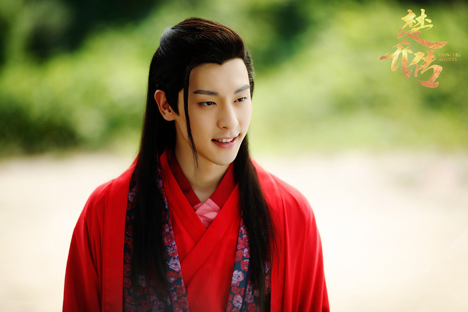 陸劇「痞帥無賴惹人愛」角色7：鄧倫 飾演《楚喬傳》蕭策