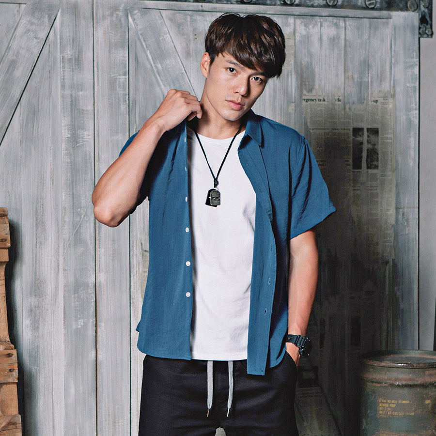 尺寸數據 選購代號 版型大小 衣長 衣寬 肩寬 袖長 M 4號 68 47 42.5 20 L 5號 68 49 44 20 XL 6號 70 52 46 21 XXL 7號 73 54 47 22 