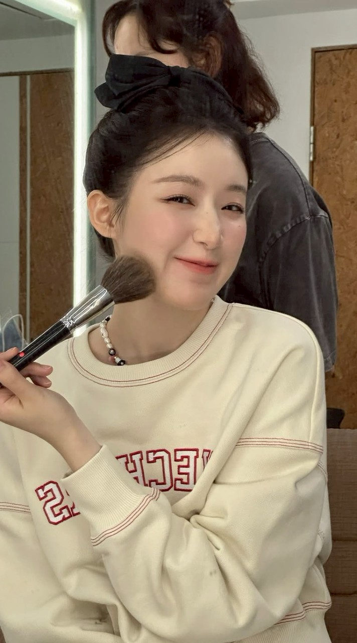 kpop出卡、收卡、聊天群~~🤍🎧