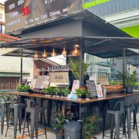 ออน เดอะ เวย์ คาเฟ่ เชียงใหม่ สาขาอำเภอสอง