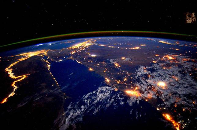 Hidup Selama Setahun di Luar Angkasa, Astronot Ini Mengalami 7 Hal Menakjubkan
