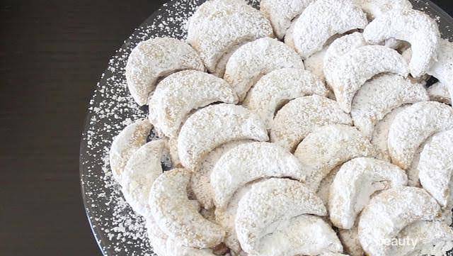 Lezatnya Kue Putri Salju Makanan Khas Lebaran Selain Nastar Celebrities Id Line Today