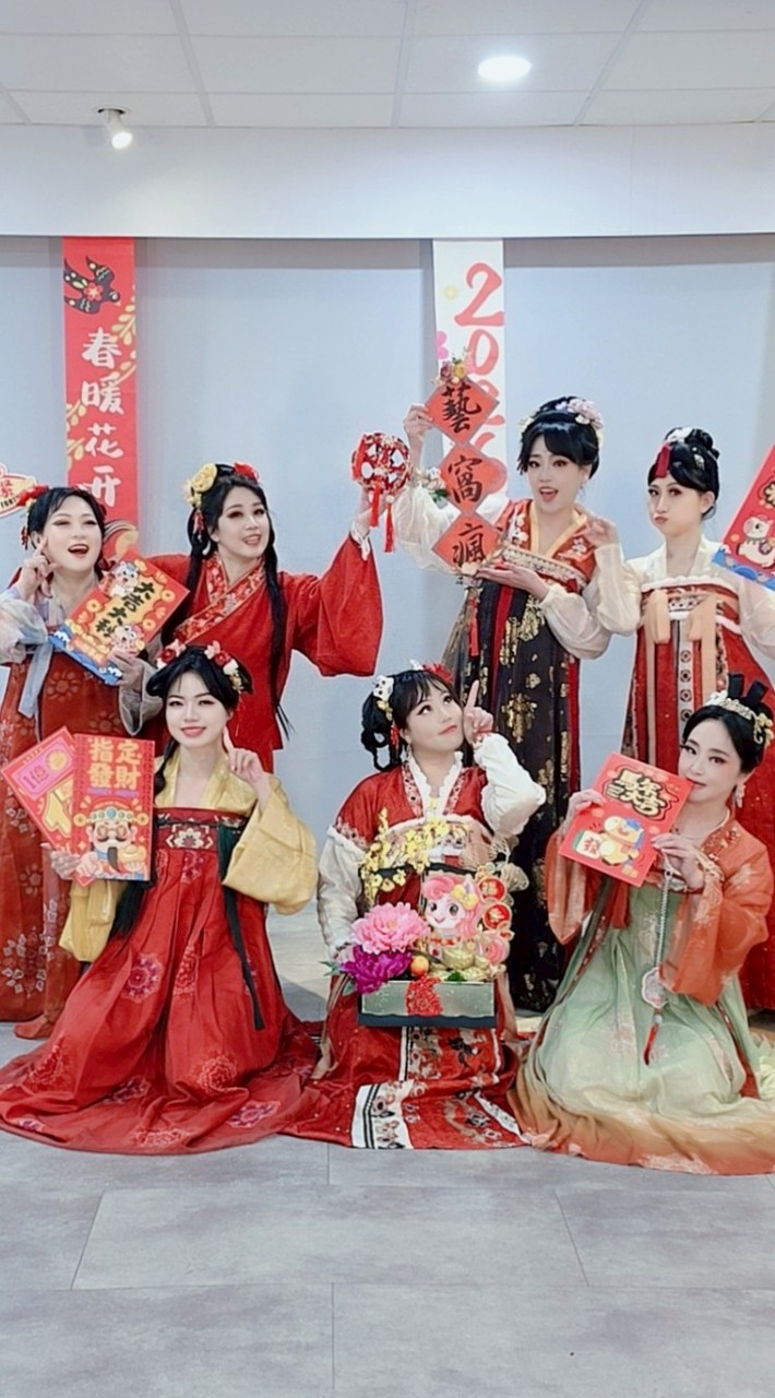 ​藝窩瘋｜古典舞修仙班（練功）群
