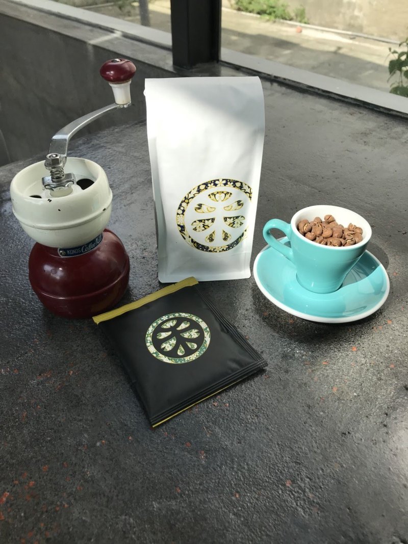 喜歡咖啡的你 家中不可或缺的就是豆子 大和從生豆到烘豆都嚴格把關 尤其從挑豆 烘豆到包裝部分 全都是我們親自手工處理 品質保證 讓您在日常中享受日常生活的美好