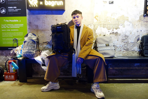  bagrun防水背包，bagrun台北西門町VAR LIVE旗艦店開幕，貝格朗都會玩家軍事風格後背包，好用多功能後背包，機能後背包推薦，貝格朗機能後背包