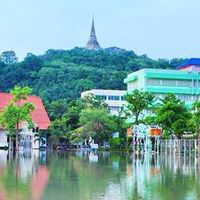 โรงเรียนพรหมานุสรณ์ฯ[พ.บ.]