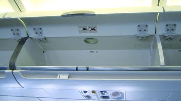 數十人的公司，造出全球採用的鏡子