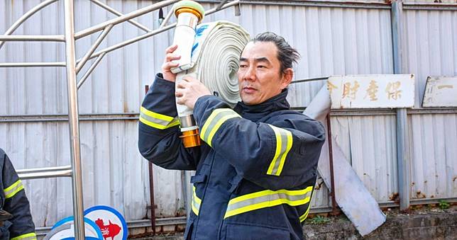 睽違20年登台外景　任賢齊報恩「命根子」險不保