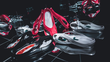 起點道具 / 夏日 未來 這雙夾腳拖自帶按摩