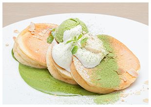 抹茶ソースパンケーキ