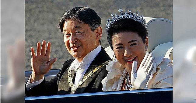 日本德仁天皇即位遊行　東京數萬人爭睹祝賀