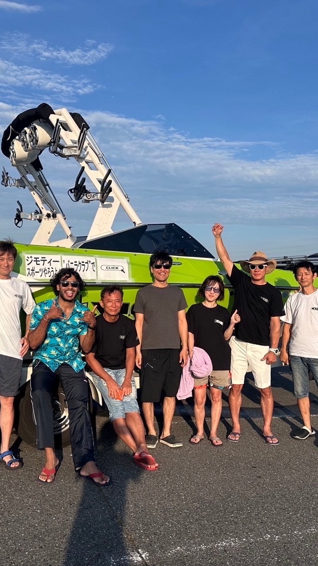 ウェイクボード　ウェイクサーフィンやりたい人　集まれ　バニラクラブ　横浜　東京　千葉　茨城　埼玉近郊