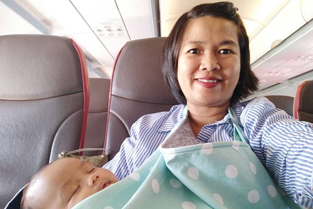 Saya Berhasil Mudik Naik Pesawat Dengan Bayi Berusia 2 5 Bulan Ini Tipsnya Womantalk Line Today