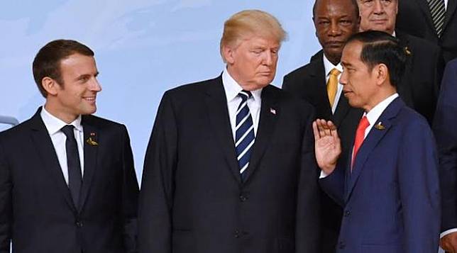 Ucapan Jokowi Bikin Donald Trump Tersenyum Lebar 