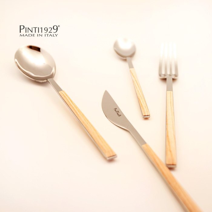 想找更多義大利Pintinox精品餐具 請搜尋 #Pinti_QL ※ 非經許可請勿擅自使用圖片 ※※ 義大利簡約設計 ※符合人體工學，耐用好握※ 大氣組合，熱銷送禮首選 ※ 適合派對、家族朋友聚餐使