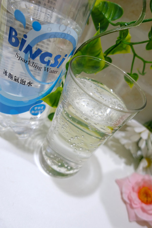 氣泡水推薦-冰澌氣泡水，無糖、無熱量、無甜味劑海洋深層水，冰澌海洋深層氣泡水、冰澌檸檬口味氣泡水、冰澌青蘋果口味氣泡水