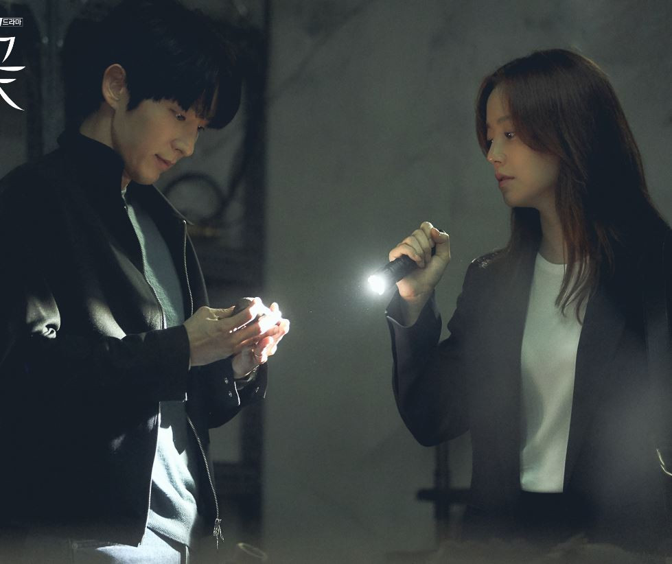 《惡之花》文彩元瘋狂試探李準基！「高智商美女」人設太強大！