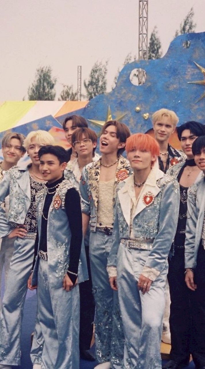 นิยายเรื่องคู่จิ้นวง busกับ dice