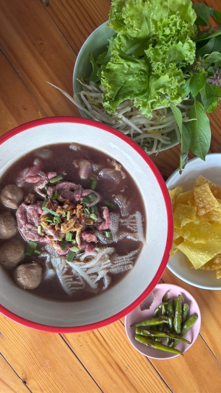 ก๋วยเตี๋ยวเนื้อ ตุง ตุง