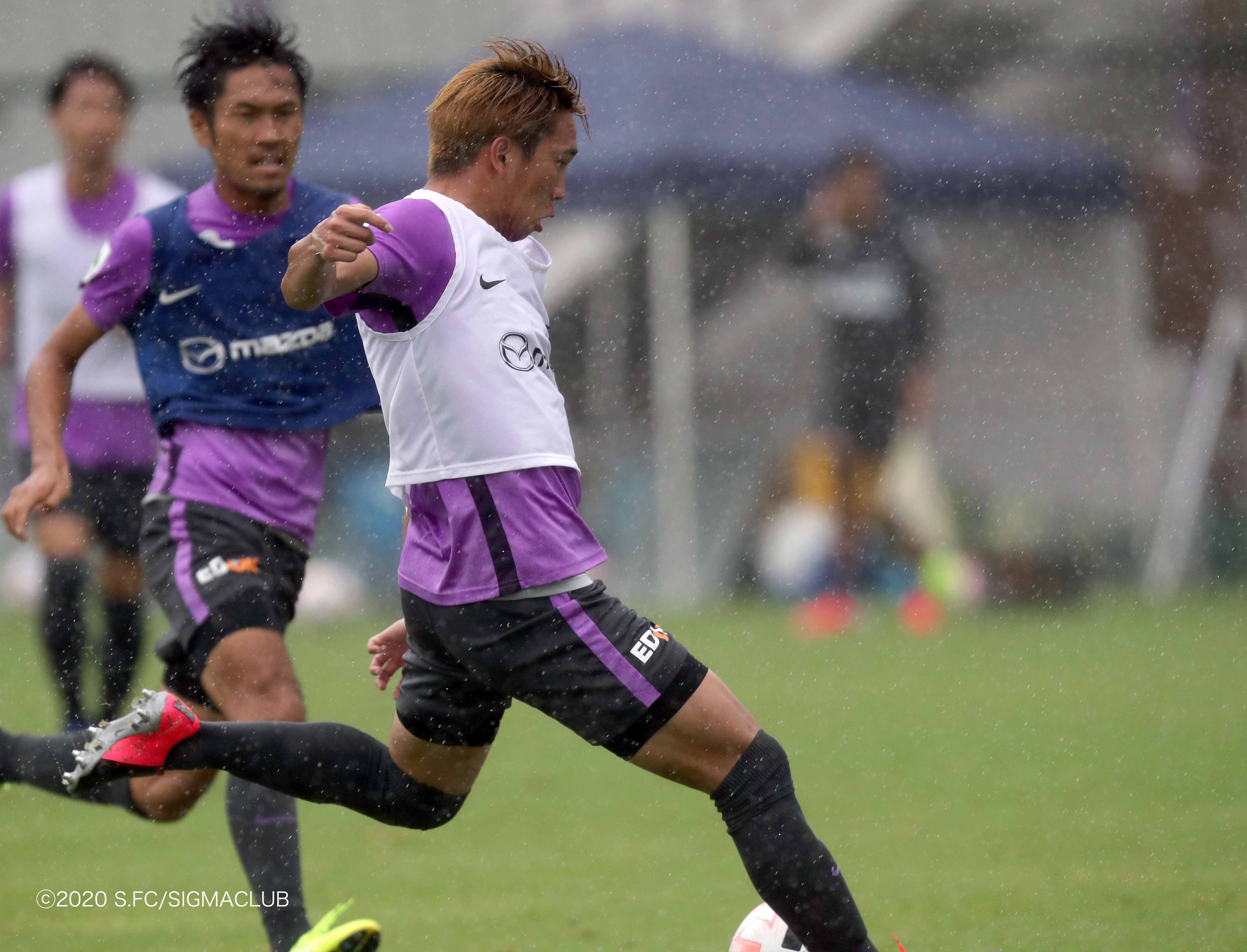 サンフレッチェ広島 レアンドロ ペレイラ 走るサッカーへのチャレンジ