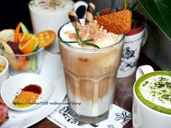 【西門早午餐】貳拾陸巷 Somebody CAFE #早午餐 #烘蛋 #鬆餅 #下午茶 #咖啡 #插畫 (16).JPG