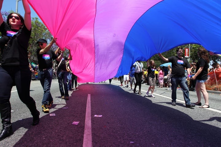 コロナがlgbtqの若者たちを追い詰めた 居場所なく 物置で生活した人も バズフィード