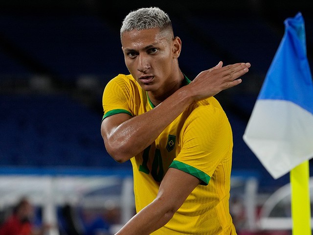 ロナウドの「大五郎」・「前髪切りすぎた」… ユニーク・人気ヘア