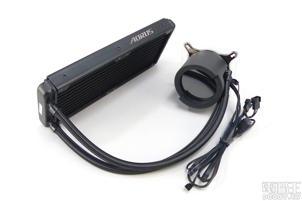 ▲ AORUS Liquid Cooler 240 一體式水冷主體。