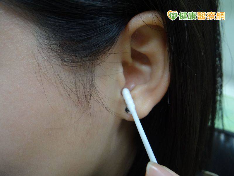 掏耳垢超舒暢 刺傷鼓膜可就慘 | 健康醫療網 | LINE TODAY