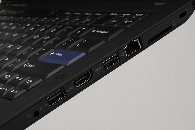 Lenovo ThinkPad 25 評測：復刻經典小黑，結合主流商務筆電特色