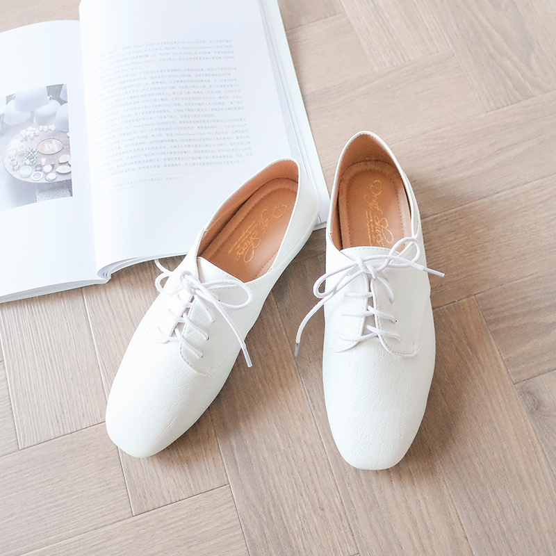 小編穿搭 四季百搭小白鞋 懶人小白鞋 可後踩紳士鞋