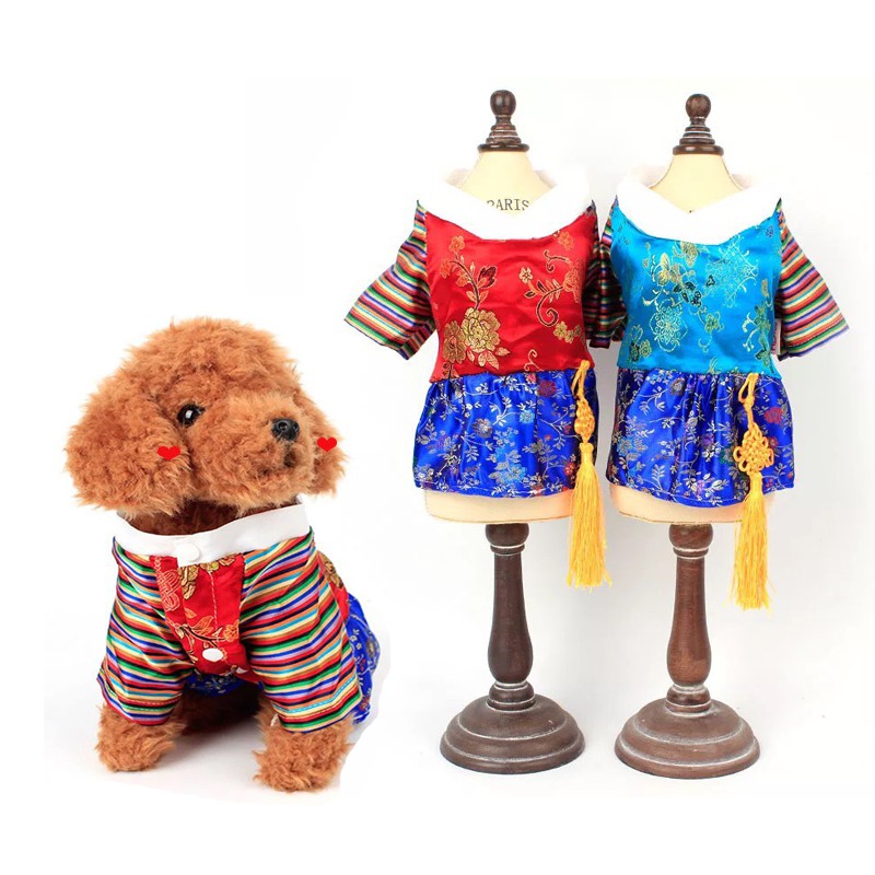 ❤️傳統韓服造型的狗狗衣服喜慶又可愛❤️看狗狗化身韓劇歐巴歐妮的造型有多可愛~~~精緻的花紋配上漂亮的中國結中國風袖子加棉 質料提升up 精緻花紋配上貴氣扣子 穿上喜慶洋洋好過年 記得下標要備註顏色喔