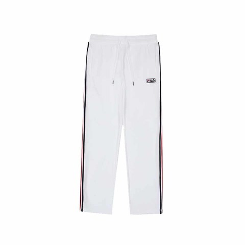 COLORFUL SUMMER系列商品以夏日繽紛色為亮點，選用霓粉、橘黃、嫩綠、亮藍等高飽和色彩吸睛亮眼的顏色為夏日帶來活力