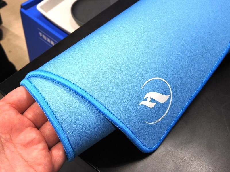 スピードとコントロールを両立するハイブリッドマウスパッドが登場（アスキー）