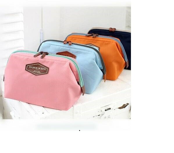 韓版簡易型拉鍊化妝包.小型化妝包