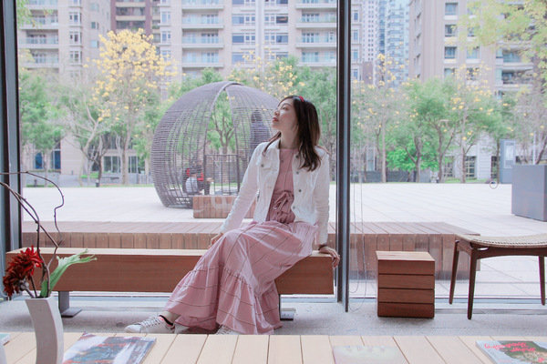 『台灣輕旅拍，外拍推薦』輕鬆自在走遍台中市七期國家歌劇院、堁夏咖啡 Café Crotchet、蔦屋書店 台中市政店、草悟廣場、道和六藝文化館刑務所演武場捕捉網美一日景點，透過鏡頭紀錄每一刻回憶-Snaping 攝影服務直擊分享