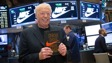 新聞分享 / Nike 創辦人 Phil Knight 傳記《Shoe Dog》將由 Netflix 拍成電影