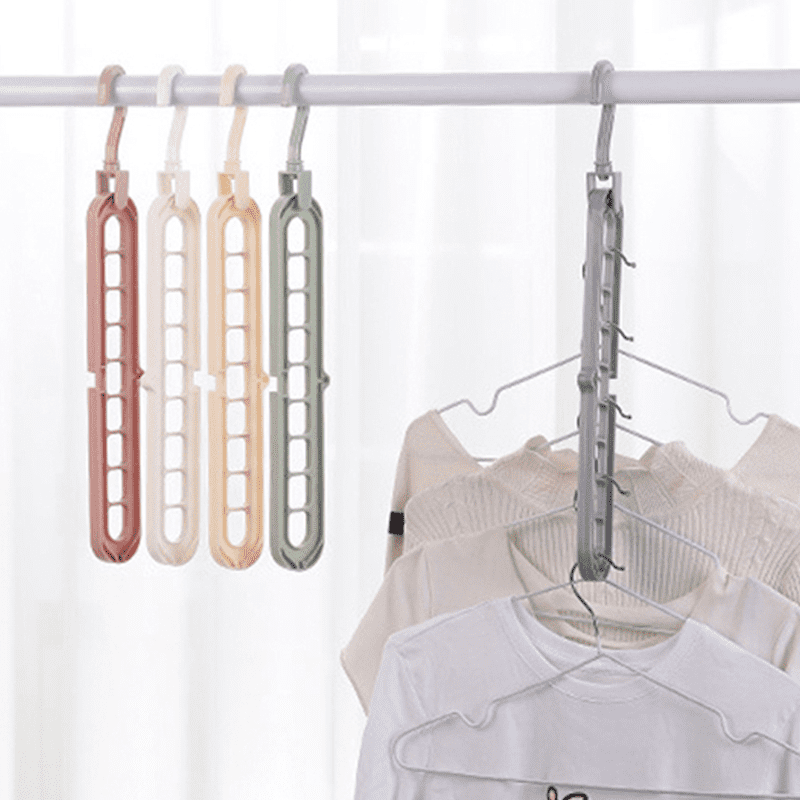 可調多孔掛勾衣架，使用優質PP材料，大掛勾設計，適合不同環境，方便使用!圍巾、皮帶也能輕鬆找到掛置地方，一架多用自由晾曬，優質材質，堅固耐用承重強，現有多種顏色可供選擇!