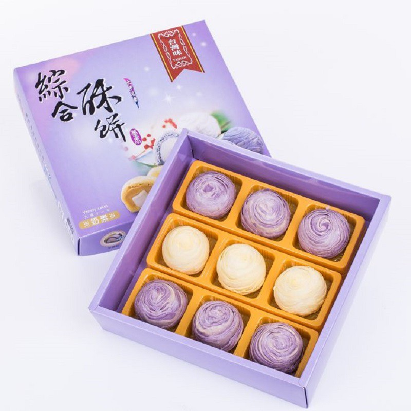 躉泰名品綜合酥餅9入禮盒內含紫晶酥3顆成分:芋頭餡、麻糬、麵粉、烘焙油脂、水、奶油、砂糖芋頭酥3顆成分:芋頭餡、麵粉、 油脂、水、奶油、砂糖 地瓜麻糬酥3顆成分:地瓜餡、 糖、麵粉、烘焙油脂、水、奶油