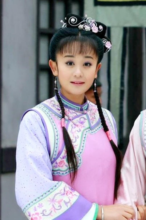 《乘風破浪的姐姐》後宮寵妃角色5：海陸 飾演《新還珠格格》夏紫薇