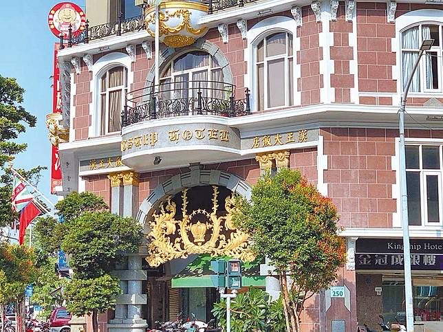 高雄漢王撐不下去 先關餐飲部