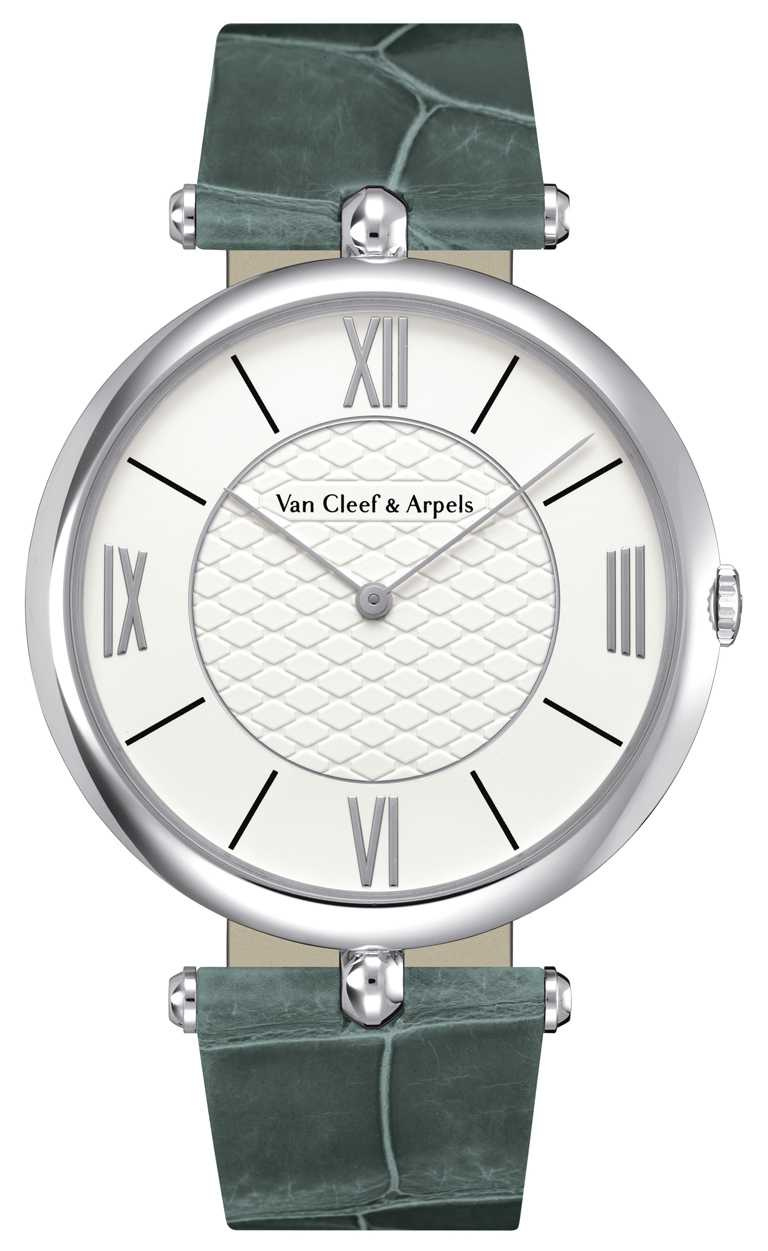 Van Cleef & Arpels「Pierre Arpels系列」腕錶╱白K金錶殼，炭灰色鱷魚皮錶帶，42mm╱453,000元。（圖╱Van Cleef & Arpels提供）